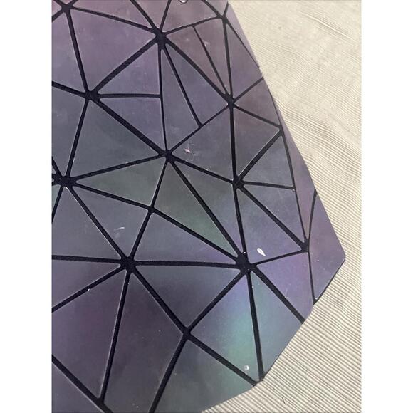 Geometric Luminous Purses and Handbags for Women Holographic Reflective Crossbod - Picture 10 of 15